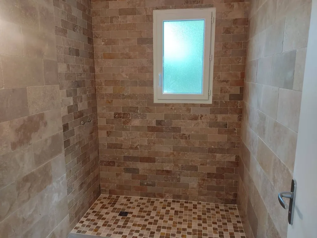 Acheter du travertin mix nuancé sur Ambarès et Lagrave