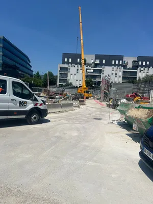 Levage sur chantier à Massy