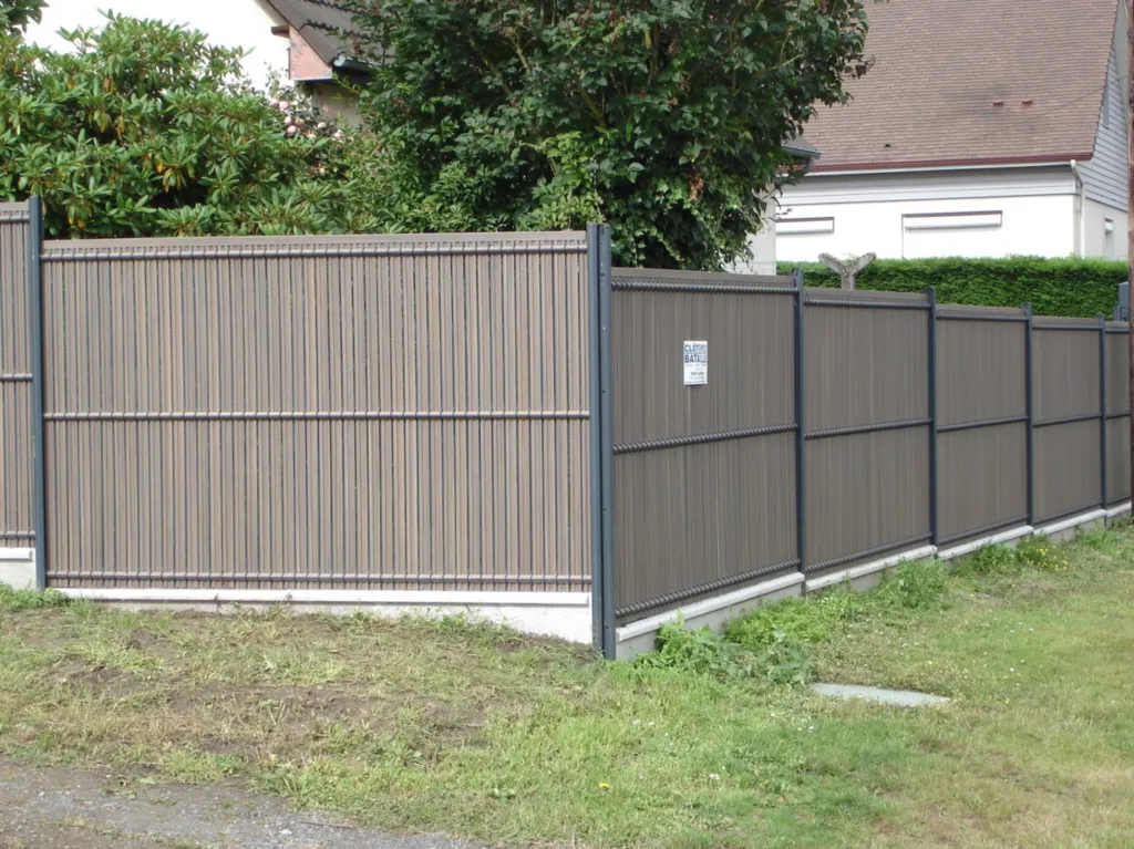 Installation de clôture occultante PVC à Trouville sur mer 14