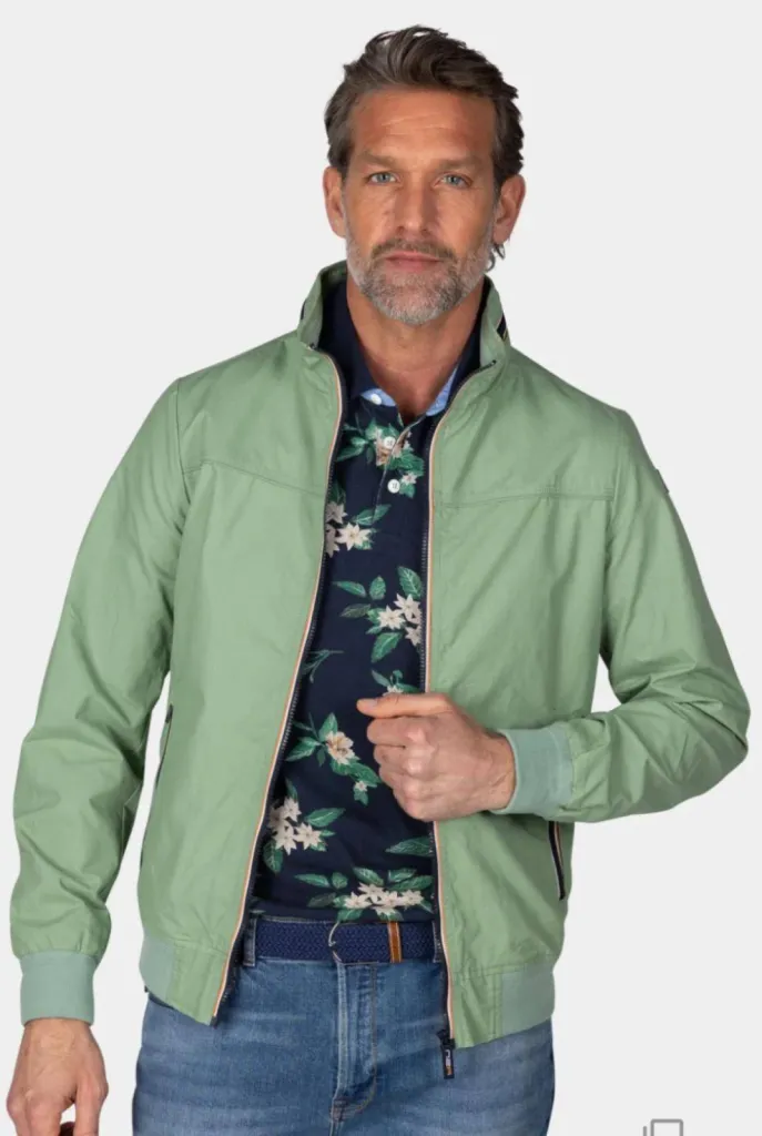 Bomber en coton vert NZA chez Urban Chic à Dieppe en seine maritime