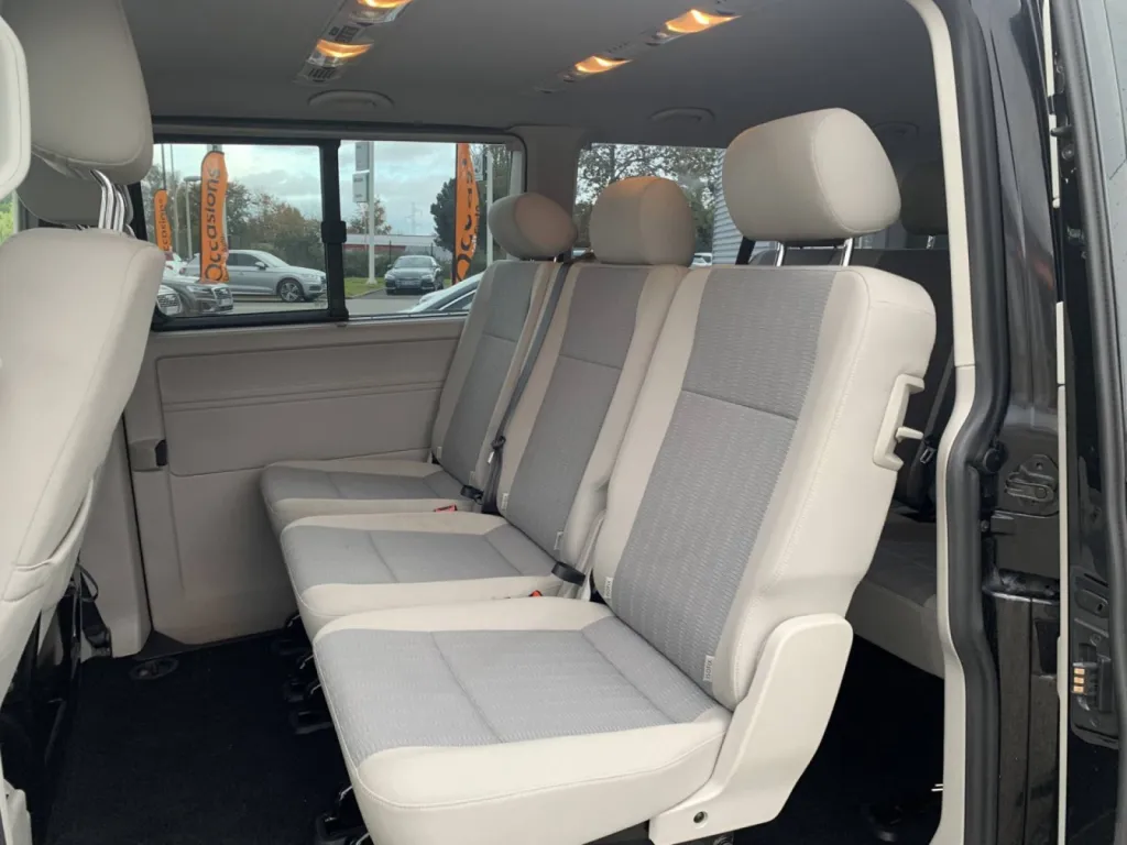 Volkswagen Caravelle Boite automatique diesel d'occasion proche du Havre