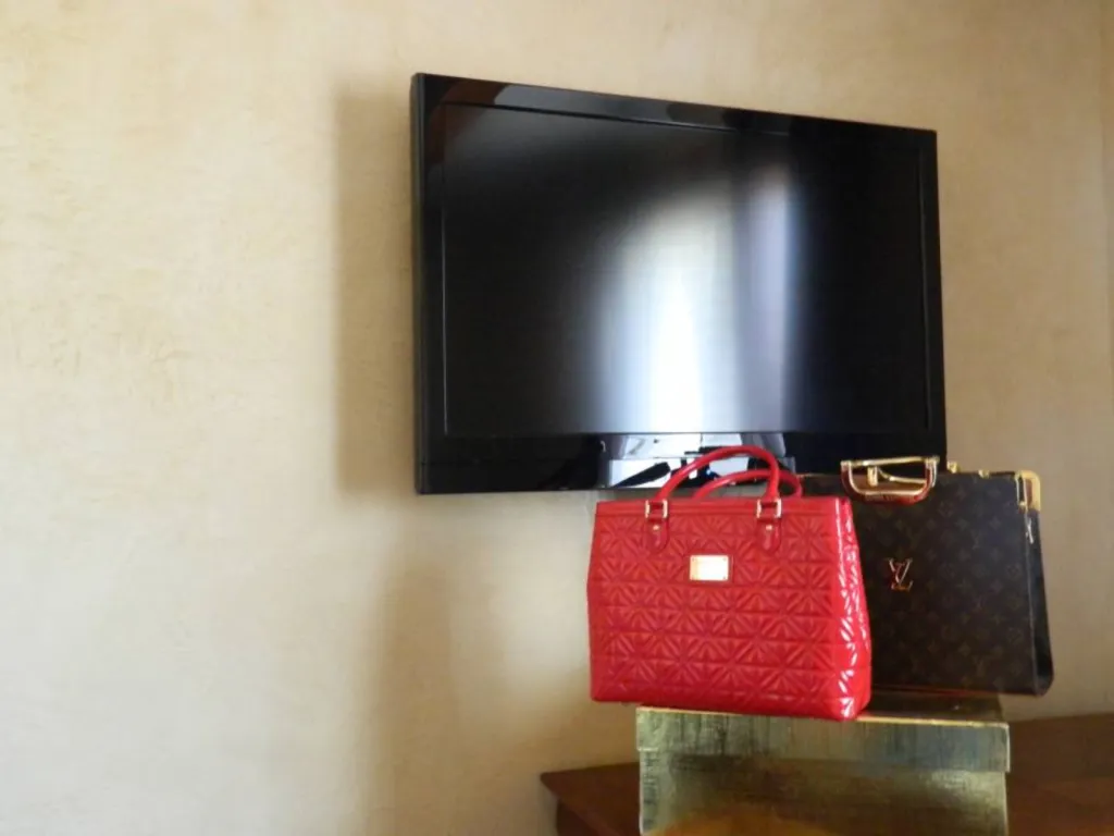 Murs en MARMORINO  TERRE DU MONDE dans le Var à Toulon