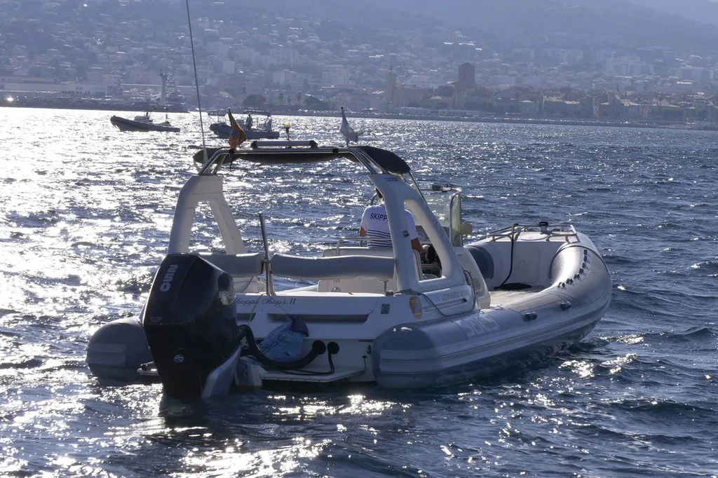 Chuppa Chups 2 en mer à La Ciotat