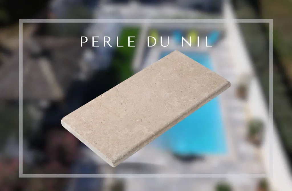 margelle en pierre naturelle Perle du nil pour piscine