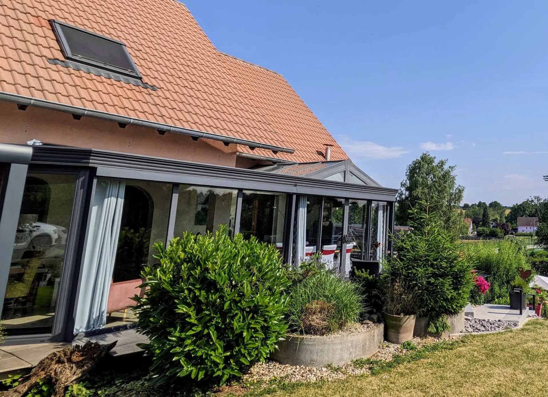 STORE EXTERIEUR VERTICAL SUR VERANDA PAR MFC STYLE