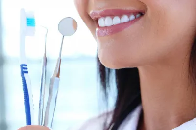 Dentiste parodontiste marseille.Dr Tourrolier didier .141 bd Baille .13005 Marseille 