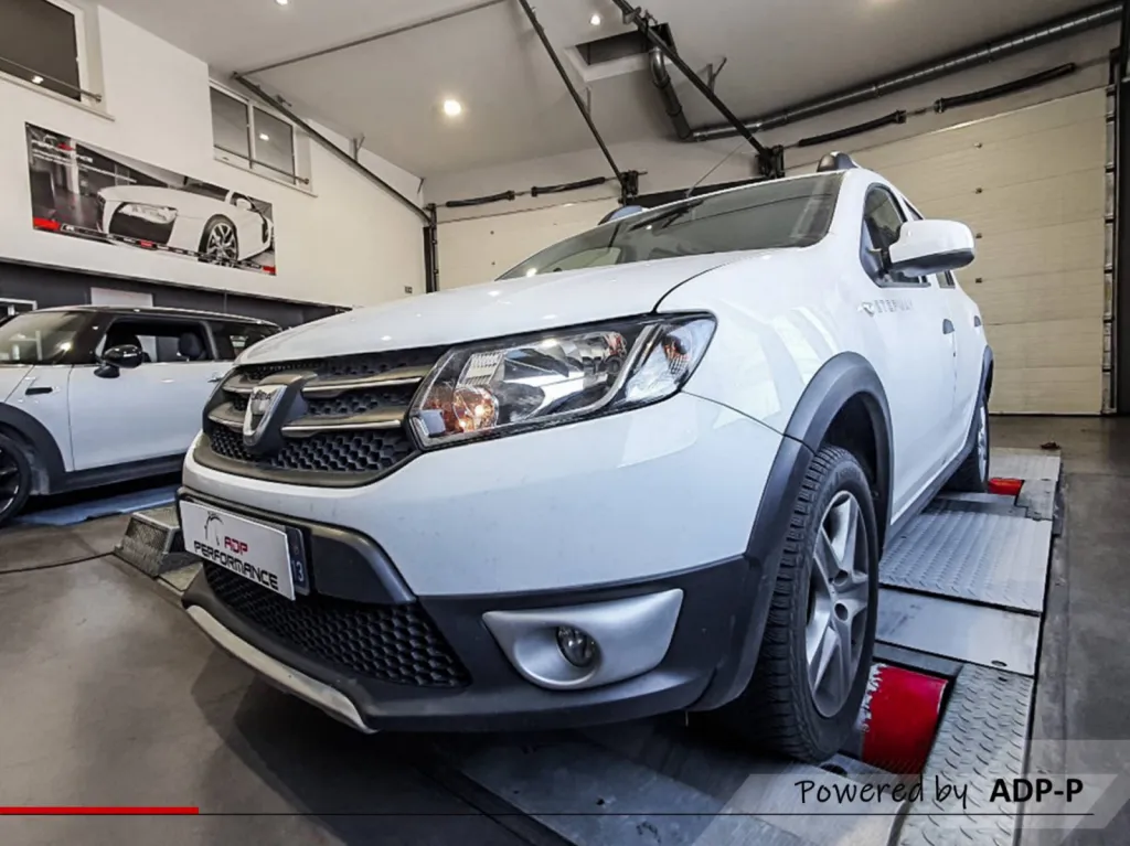 Reprogrammation moteur Conversion bio éthanol E85 Dacia Sandero 0.9 TCE 90 PS | ADP Performance Avignon