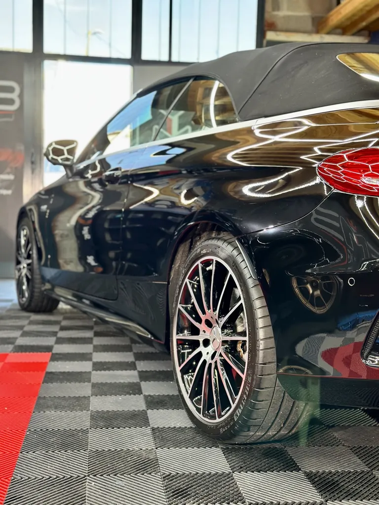 film de protection carrosserie PPF Lyon traitement céramique carrosserie traitement céramique des jantes Mercedes C43 AMG cabriolet 
