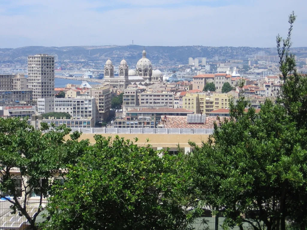 Compagnie de taxi guide touristique à Marseille