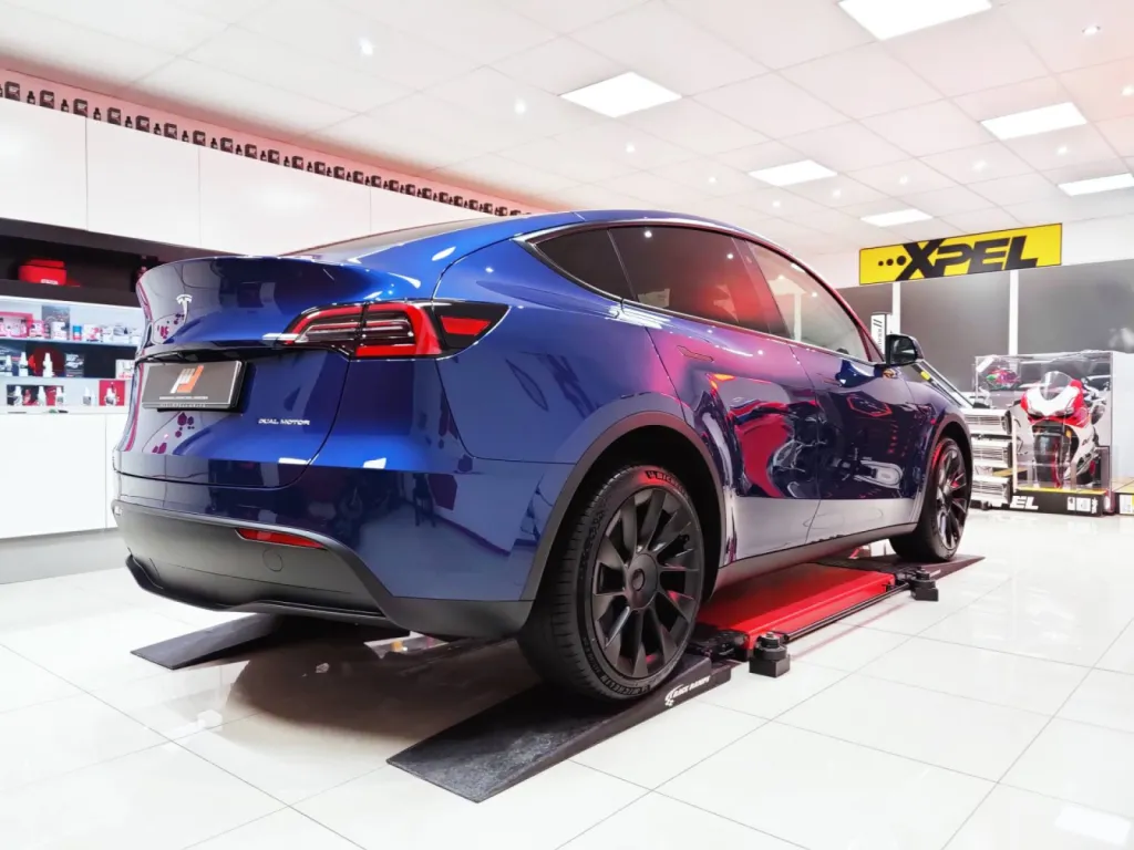 TESLA MODEL Y - PPF BLOC AVANT XPEL + TRAITEMENT CERAMIQUE GTECHNIQ A BRUXELLES
