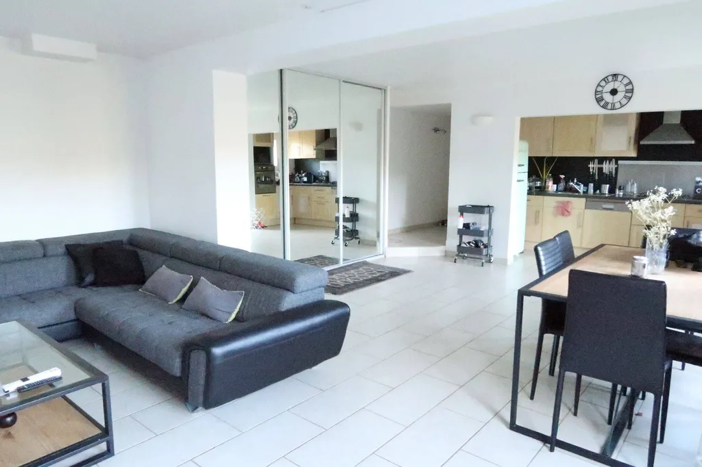 Cassis vente appartement avec jardinet et parking