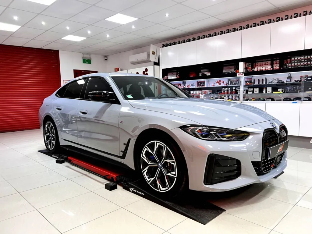 BMW i4 M50 - PROTECTION PPF XPEL + TRAITEMENT CERAMIQUE GTECHNIQ - LILLE
