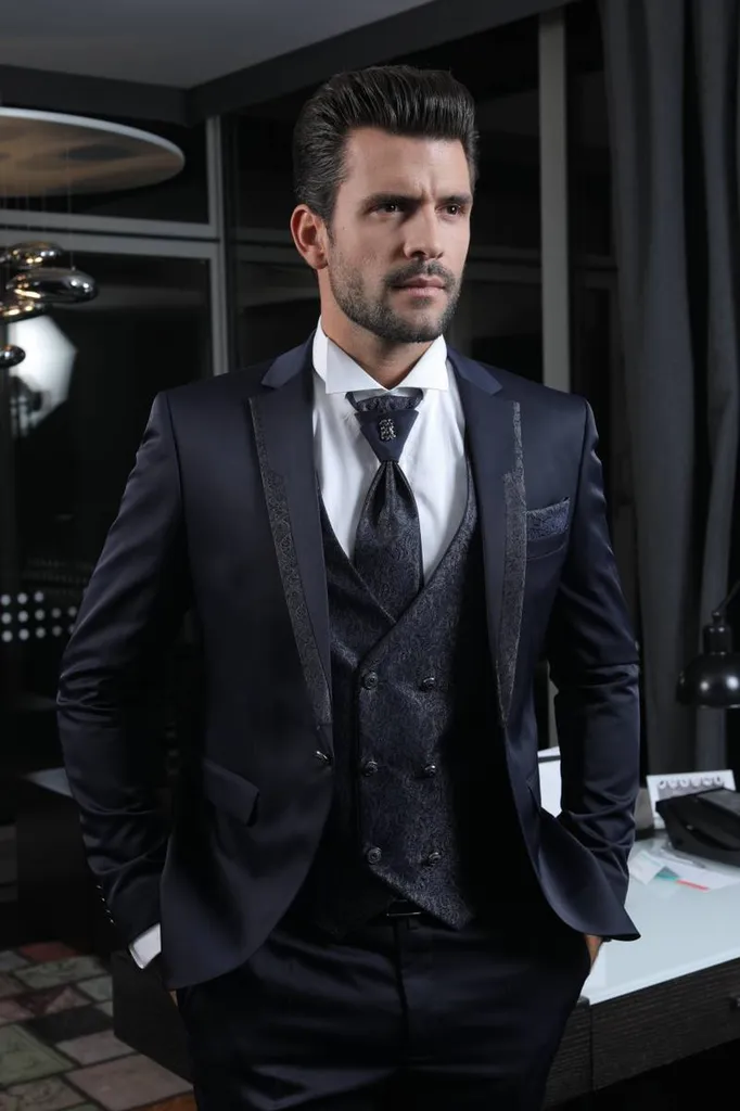 COSTUME ET SMOKING CEREMONIE MARSEILLE 13006