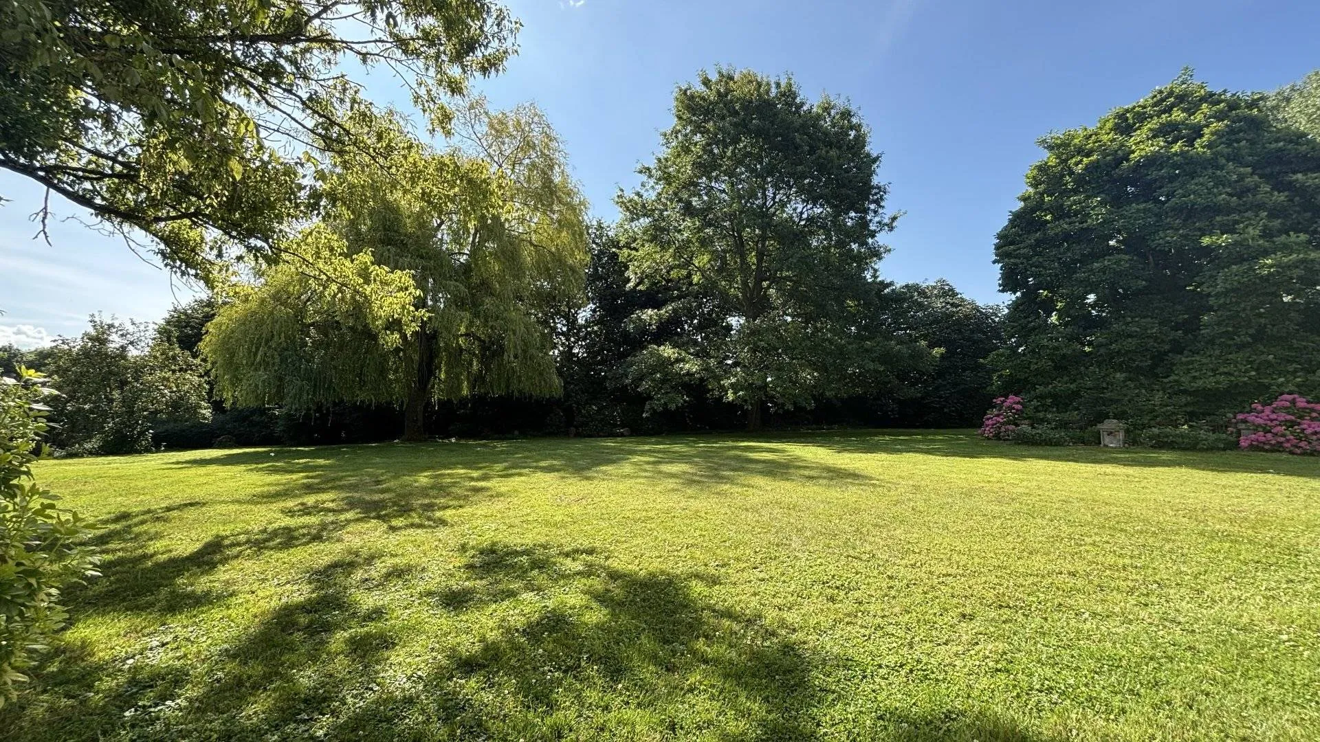Demeure familiale de 220m² située dans un village paisible à 20 minutes de la mer, Somme 80.