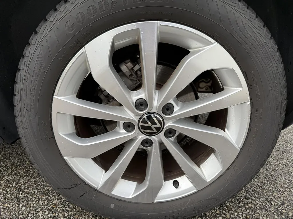 Volkswagen T-Roc d'occasion à prix mandataire près du Havre : SUV diesel automatique récent et garanti.