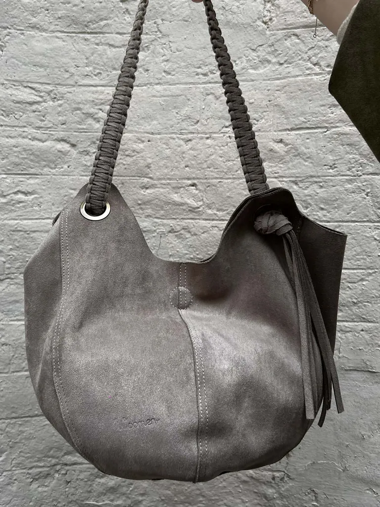 Sac Woomen aspect velours disponible chez Evasion à Eu 