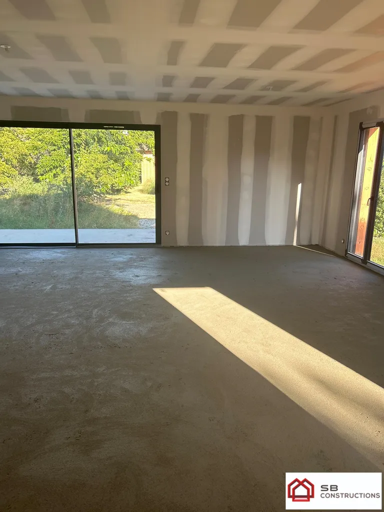 Faire construire une villa T4 RE2020 avec aménagement extérieur et clôture à Grenade-sur-Garonne