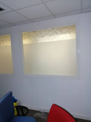 Films vitrophanie salle de réunion Toulon