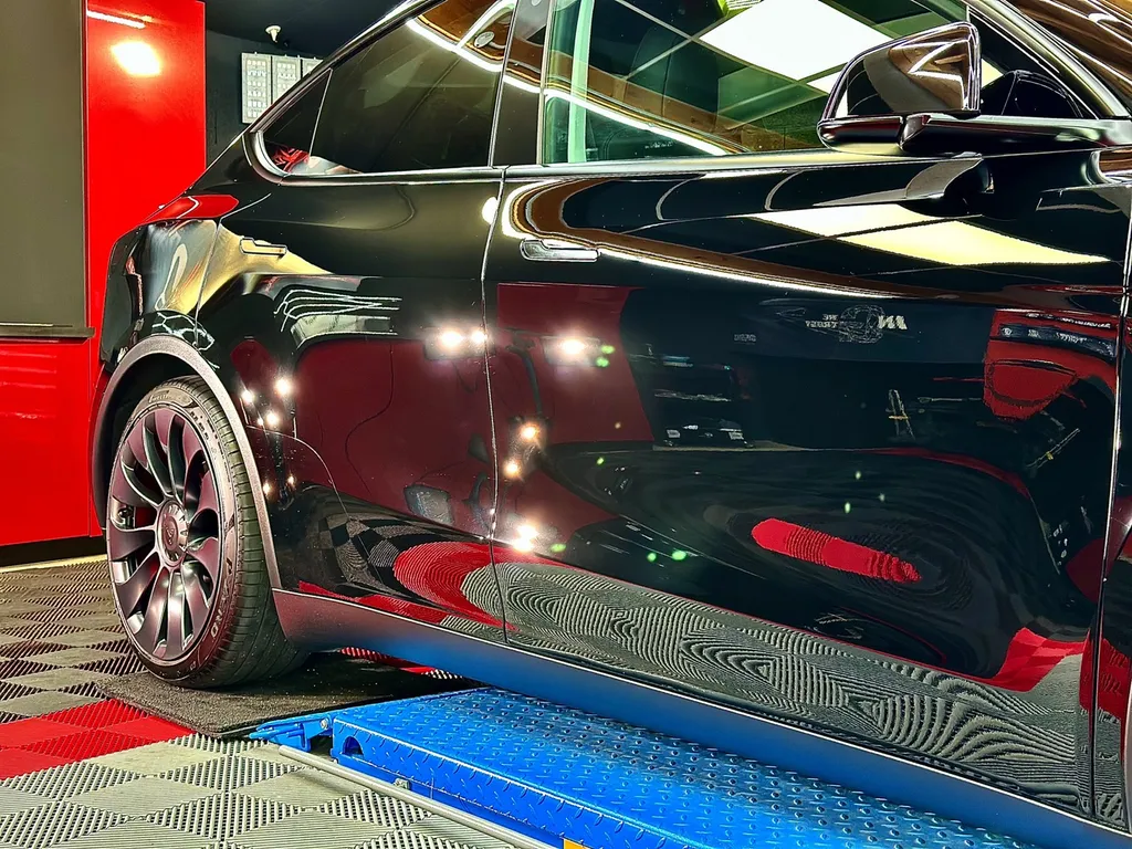 DETAILING automobile PPF voiture traitement céramique automobile Lyon tesla model Y