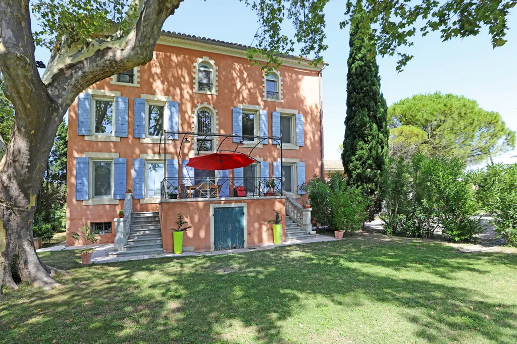 Maison de maître en Provence proche Avignon