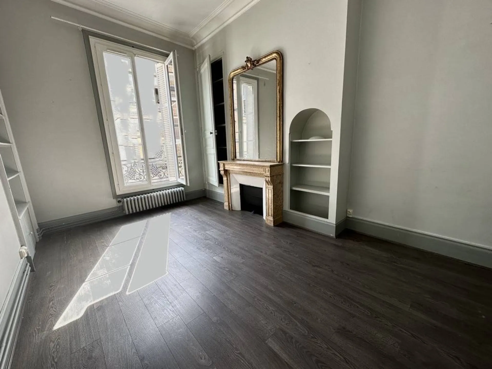 A vendre bel appartement de 70 m² au 1er étage d'une résidence calme et sécurisée