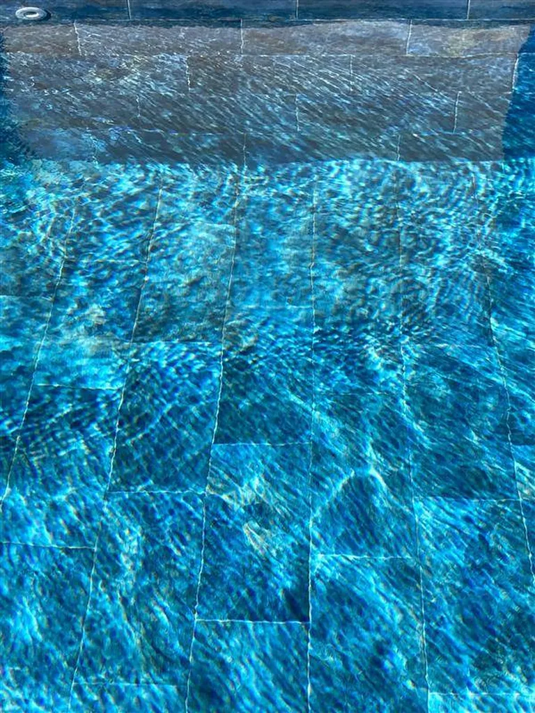 CARRELAGE PISCINE BLUE DI BALI