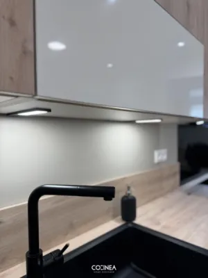 Conception et installation d’une cuisine HÄCKER avec accessoires MSA et sanitaire BLANCO à Portet-sur-Garonne