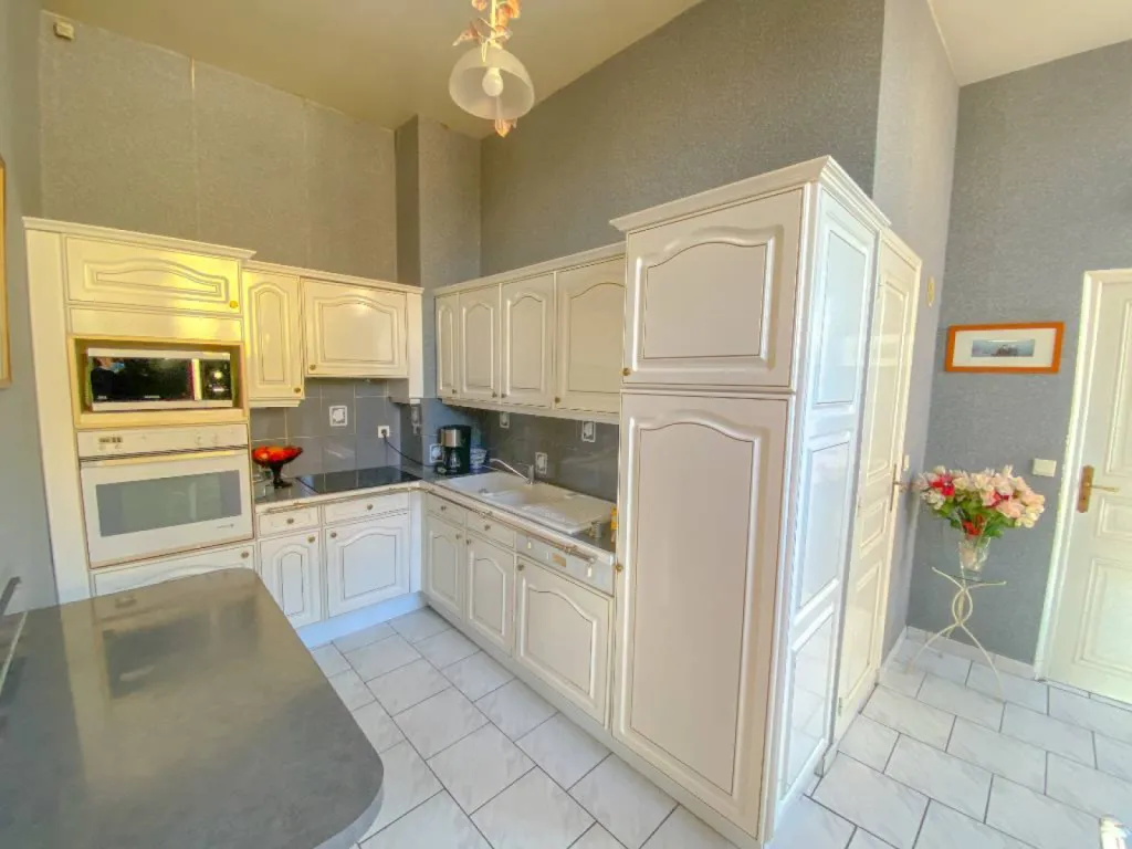 Cuisine aménagée et équipée