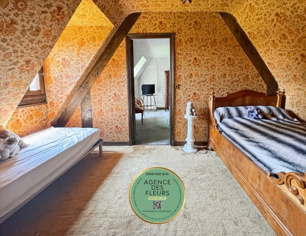 A acheter belle longère de 161 m² habitables édifiée sur une parcelle de 3700 m² sur la commune de SAINT AUBIN LE VERTUEUX 27300