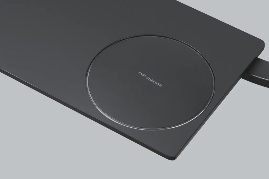 À Sotteville-lès-Rouen, proche de Rouen, son design carré aux coins arrondis apporte douceur et modernité.