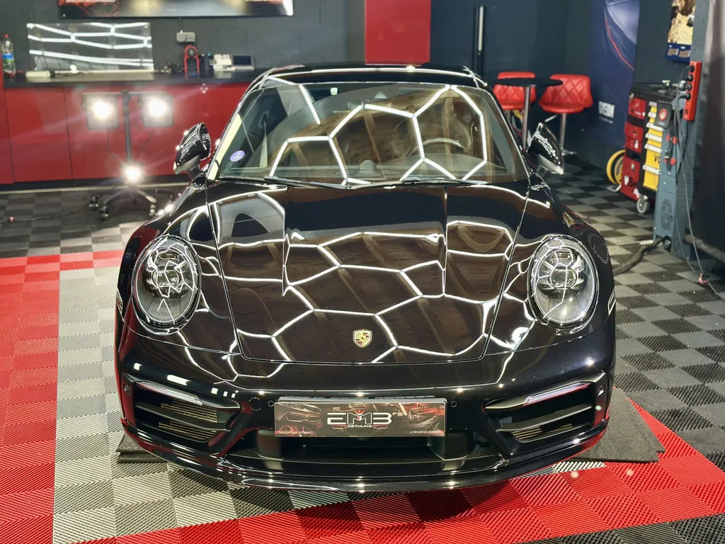 Spécialiste du traitement céramique et de la protection carrosserie sur Porsche à Vaugneray proche Mornant 