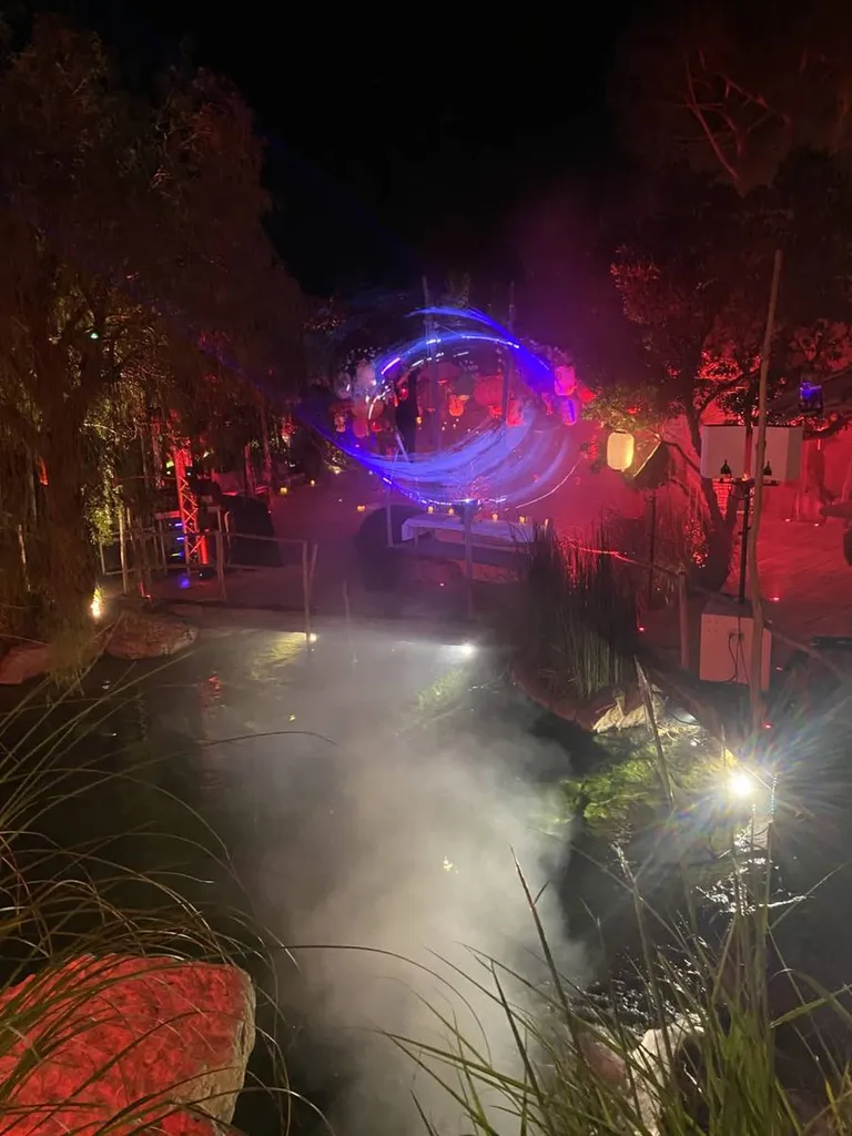 Prestation sonorisation et lumière soirée intrusion Saint Tropez Var 83