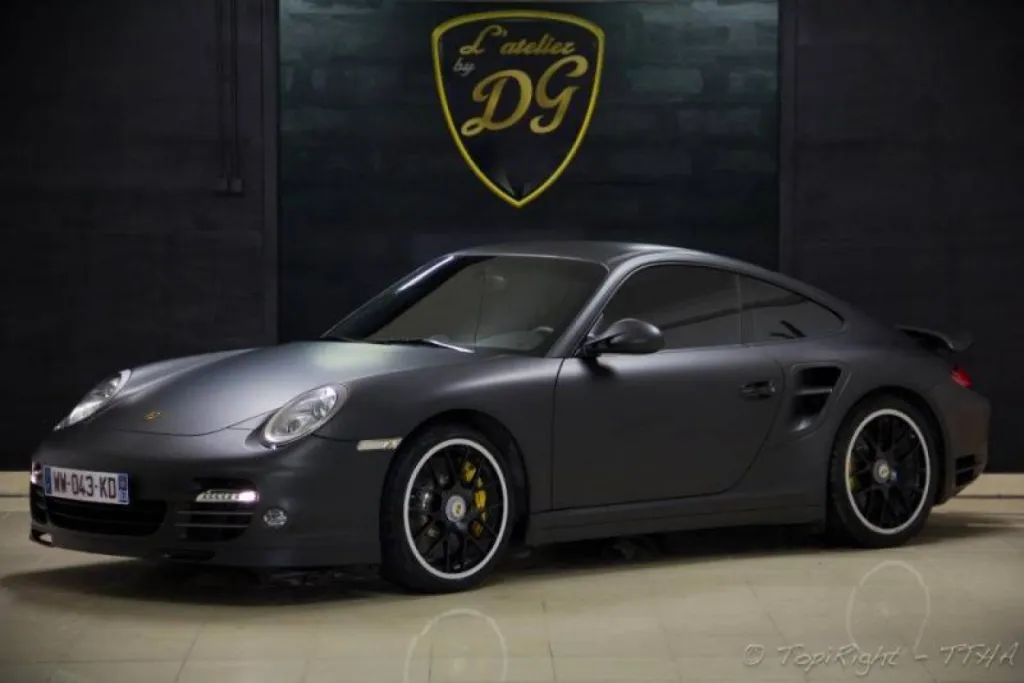 Total Covering Aix en Provence avec Noir Mat by DG