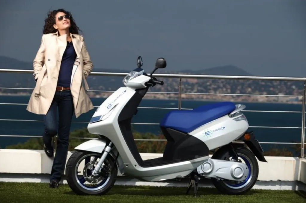 Scooter Peugeot e-Vivacity