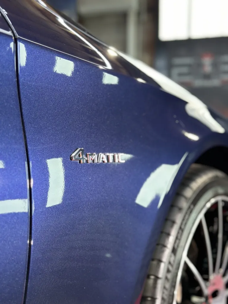 polissage carrosserie DETAILING traitement céramique lyon Mercedes Maybach