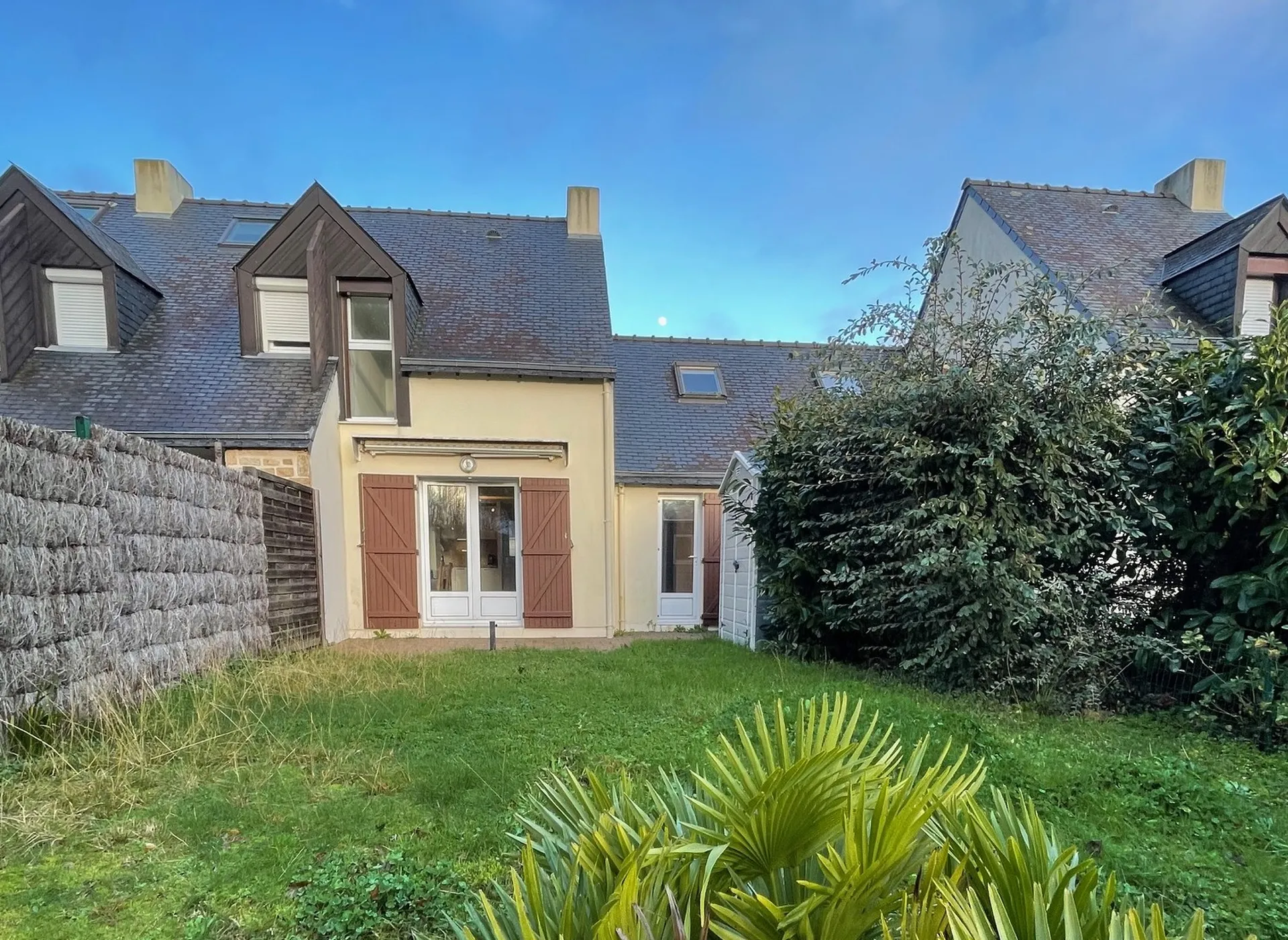 À vendre, à Carnac plage, petite maison de 4 chambres