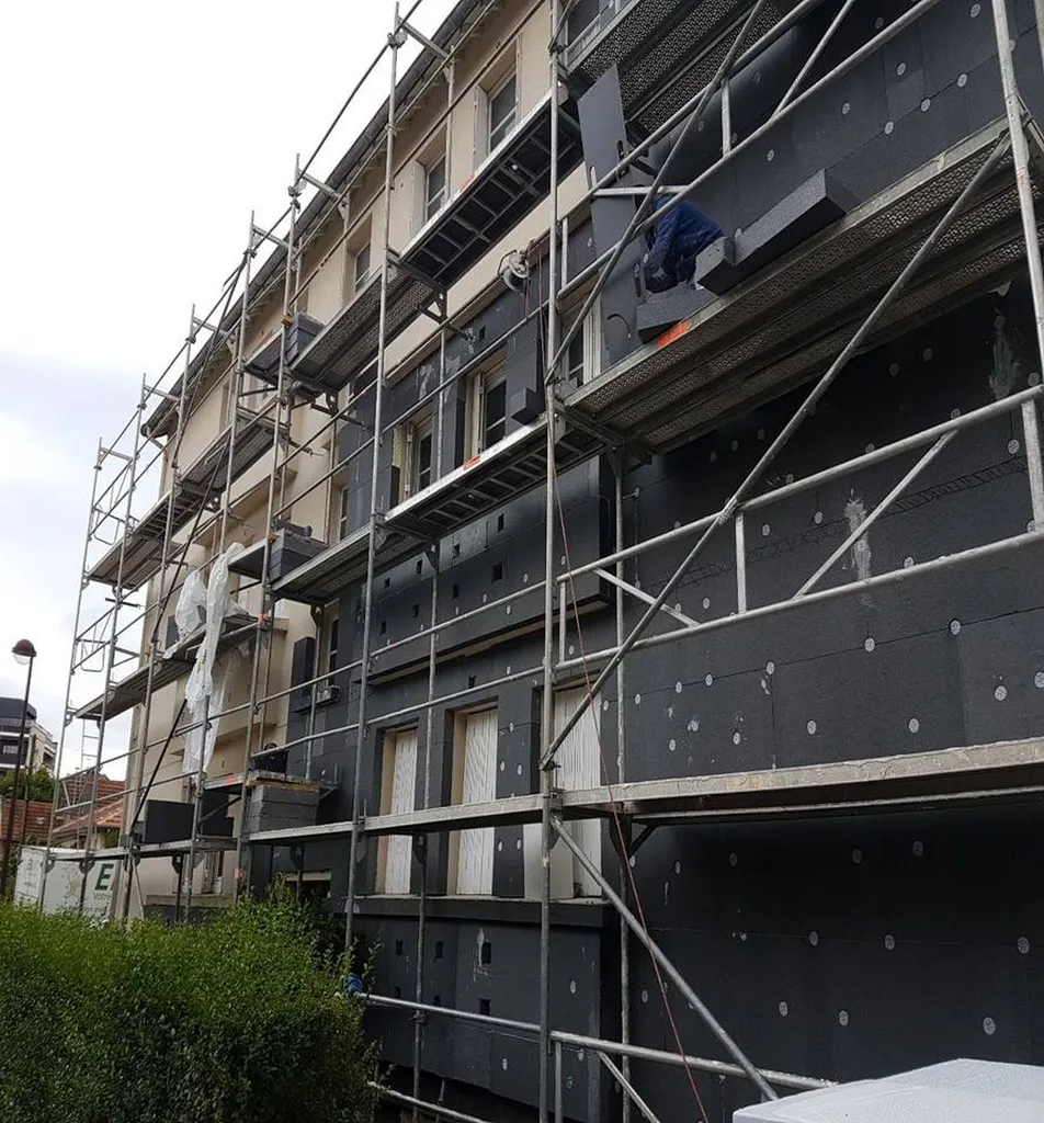 Isolation des murs par l'extérieur des petites copropriétés de moins de 50 lots à Versailles 78