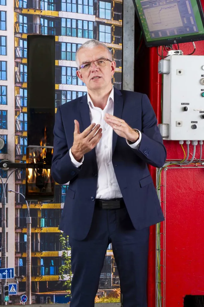 photographe portrait institutionnel devant une zone test  à Lyon