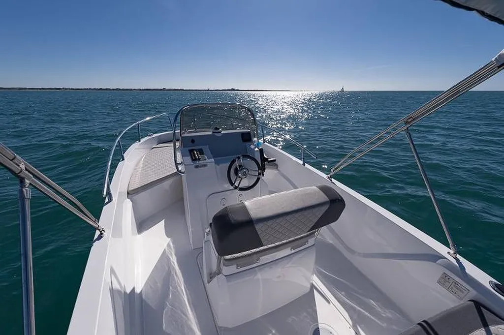 Concessionnaire bateau Idea 60 open état neuf Bandol