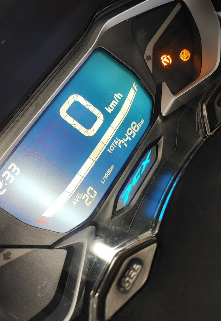 HONDA PCX 125 DU 03/2022 AVEC 7500 KM.