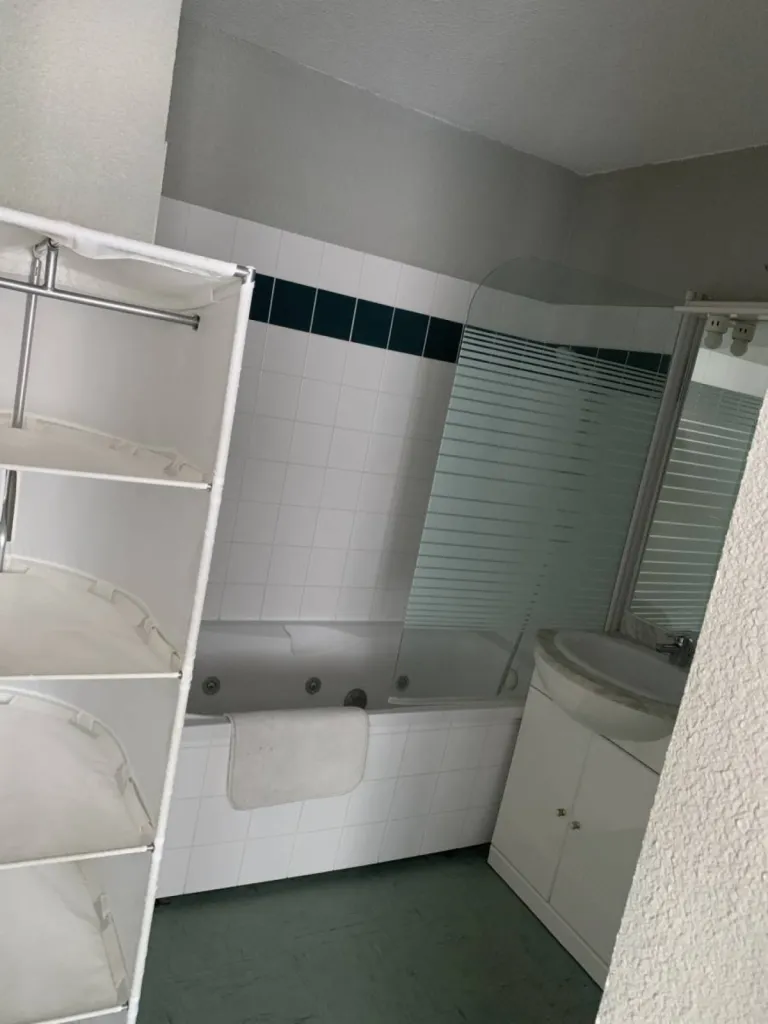 Situé au 1er étage