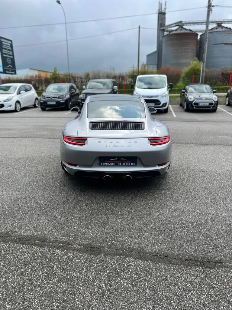 A vendre Porsche 911 Carrera S grise