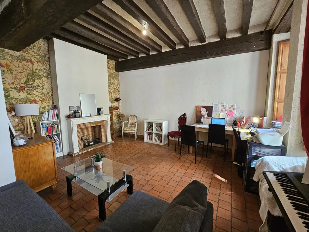 Immeuble à vendre dans le Vieux Mans, cité Plantagenet