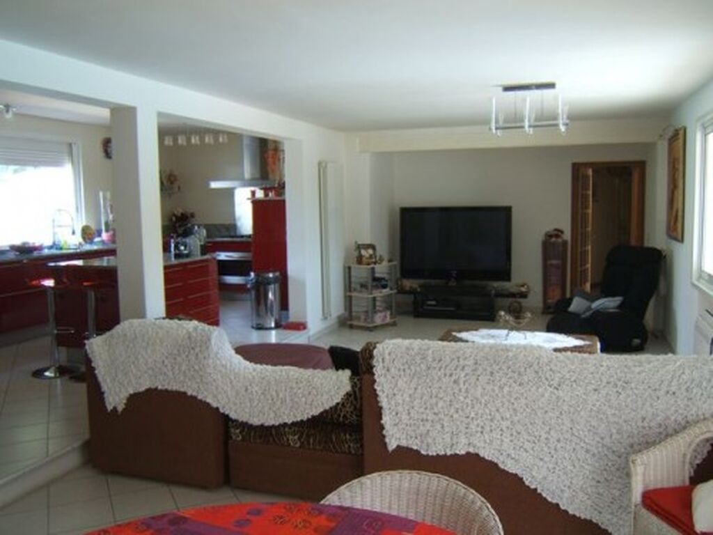 Où trouver un logement 5 sur Roquefort La Bédoule