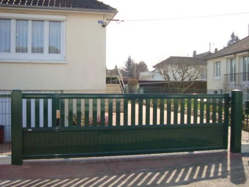 poseur de portail coulissant en alu dans l'Eure 27