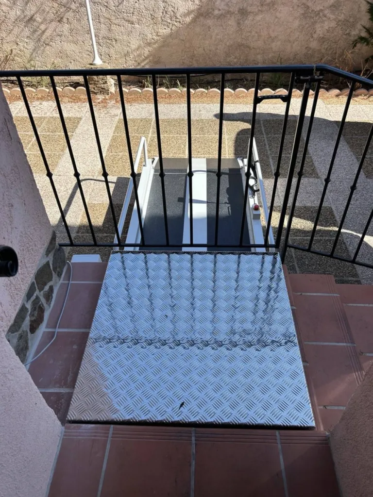 Sécurité optimale pour l'installation de l'élèvateur Liftboy à la Seyne près de Toulon