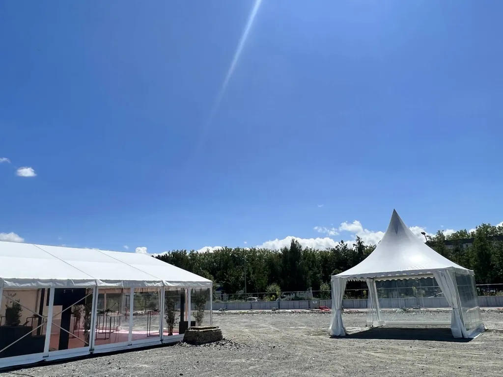 Pose de la premiere pierre 