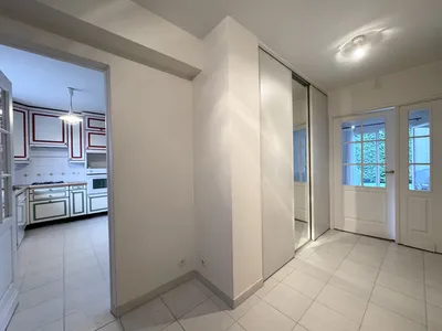 A vendre maison à Chambourcy avec 4 chambres près du lycée international