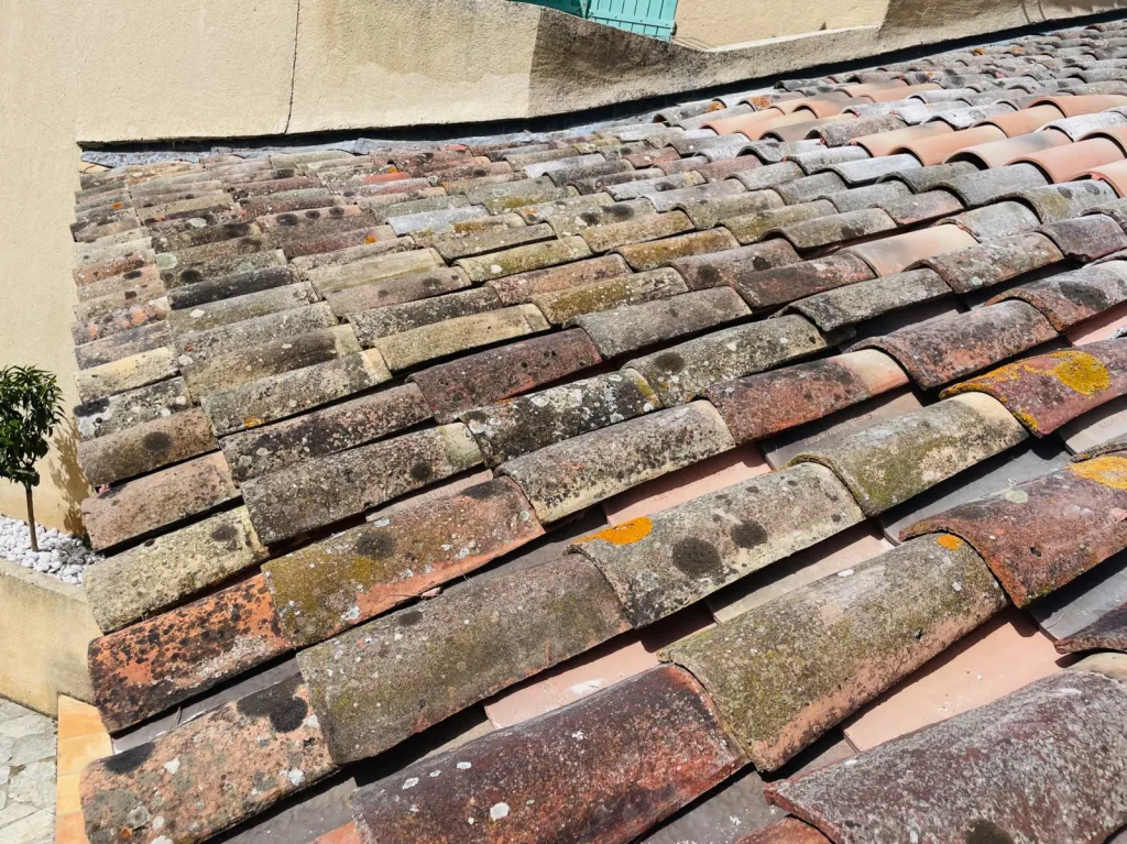 Changement d’une toiture de Auvent d’une maison sur Ventabren près de Aix en Provence