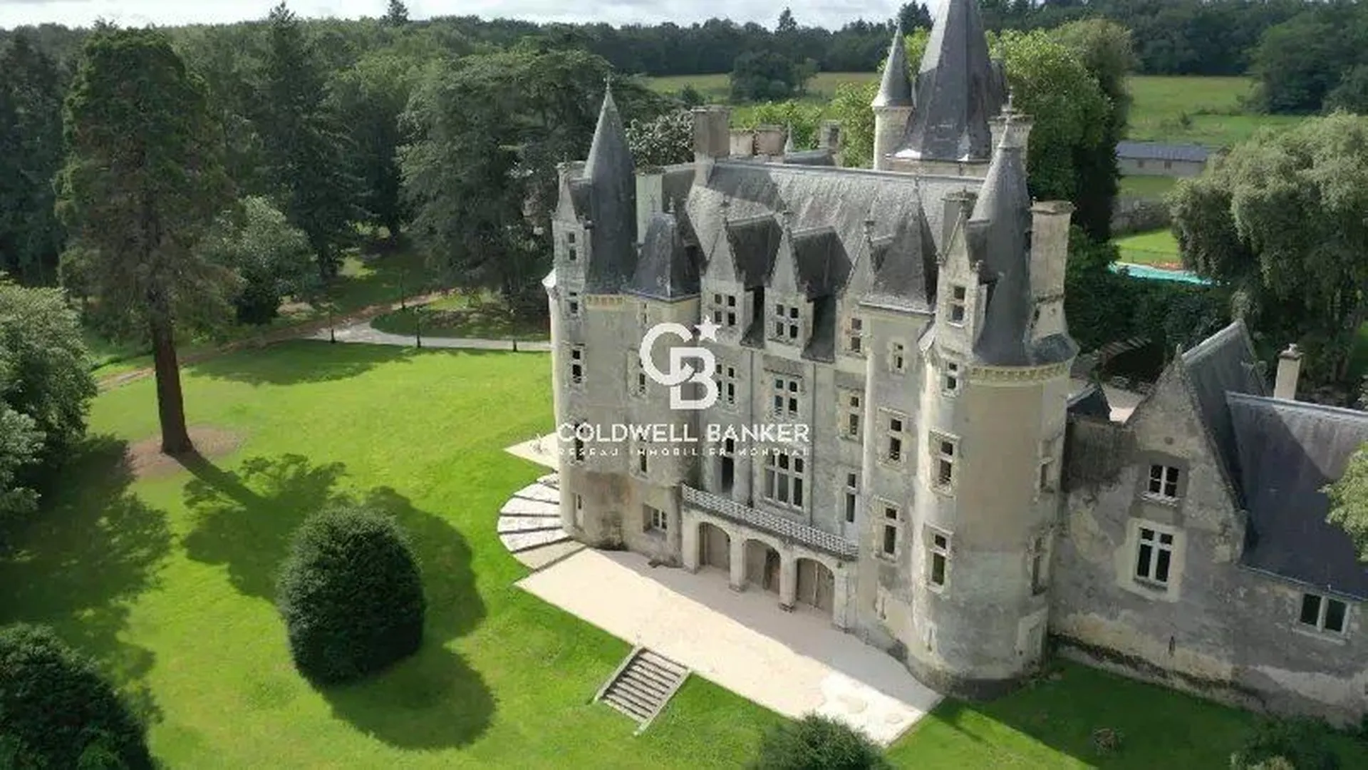 acheter un chateau en sarthe